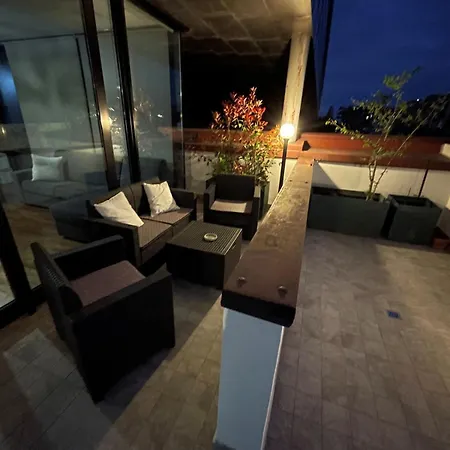 Beautiful Panoramic Penthouse - La Fortezza Apartament